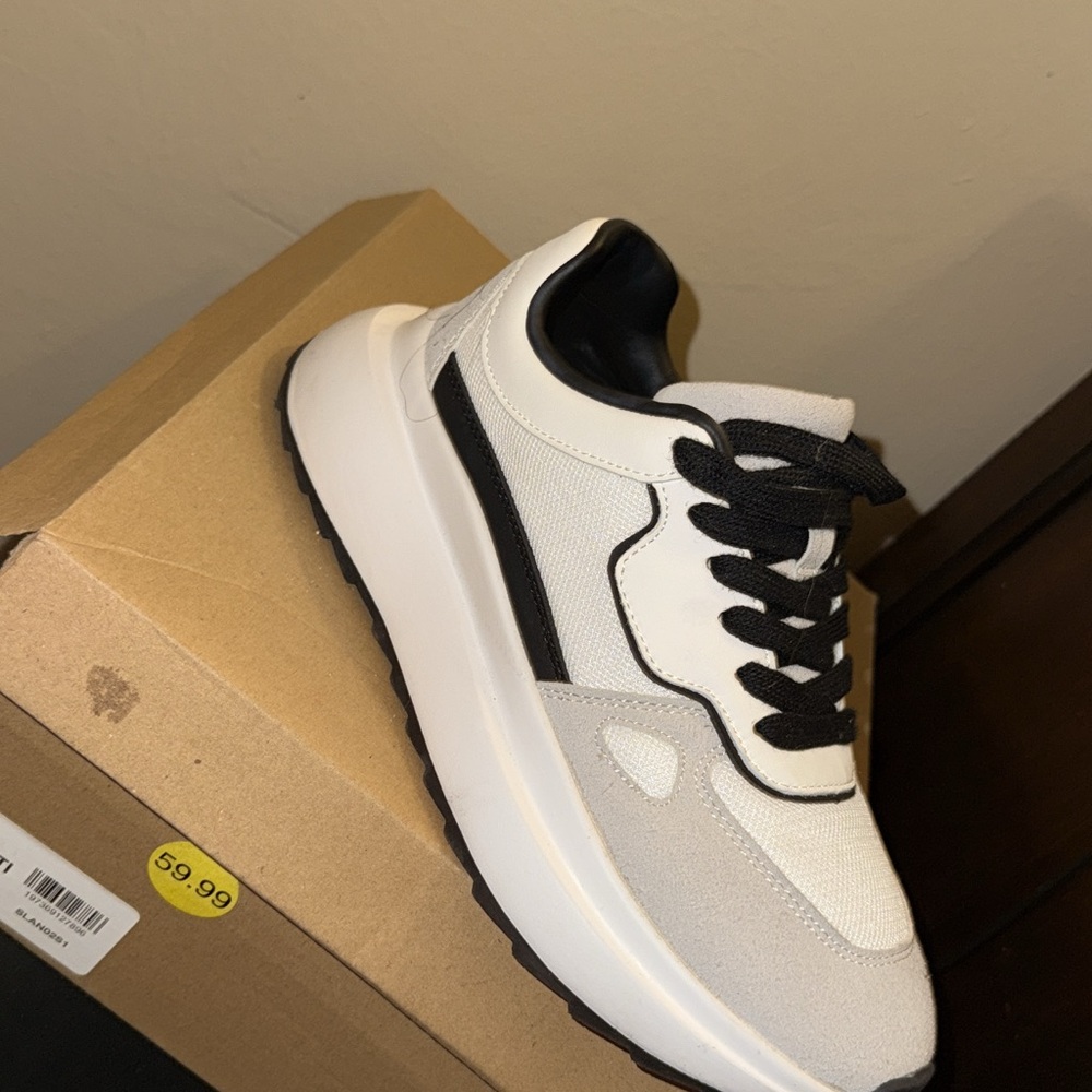 Men's White and Black Sneakers